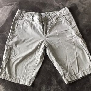 Loft Boyfriend Bermuda shorts light gray